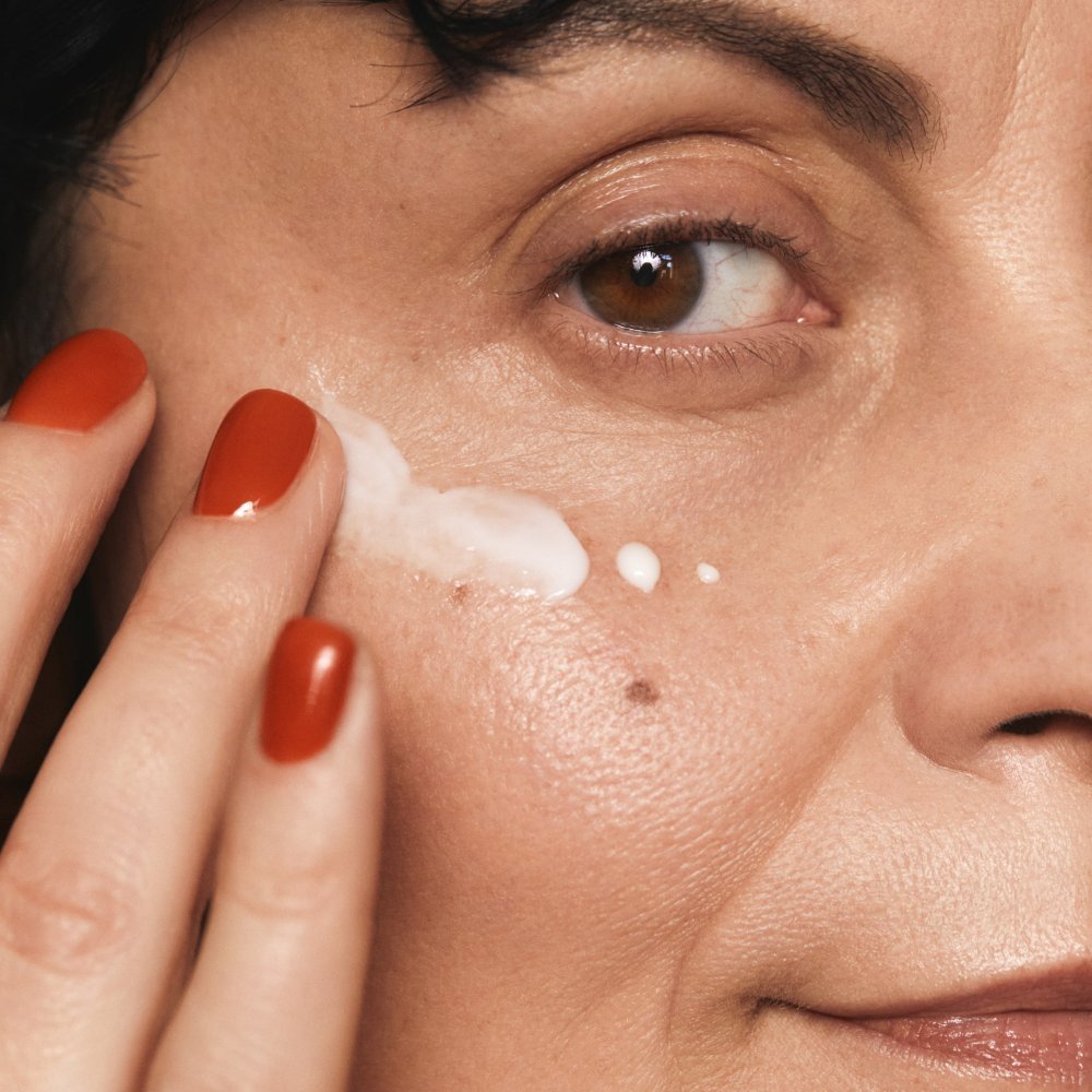 AGE PRO CONTOUR Cremă Ochi pentru Riduri, Cearcăne & Piele Uscată | 45+