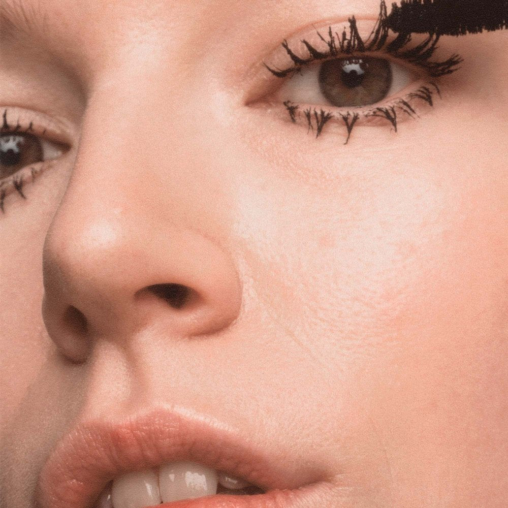COME CLOSER Infinite Lash Mascara