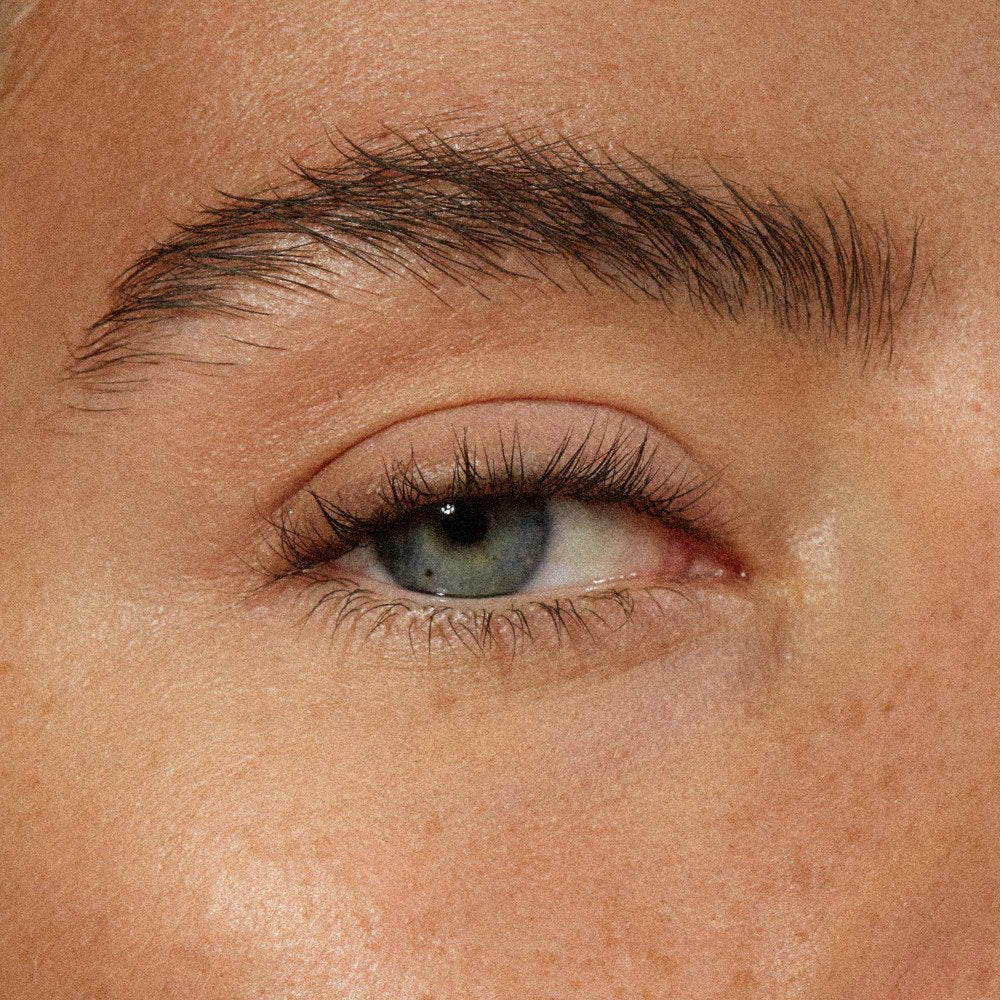 THE BROW PENCIL Creion de sprâncene 2 MEDIUM BROWN