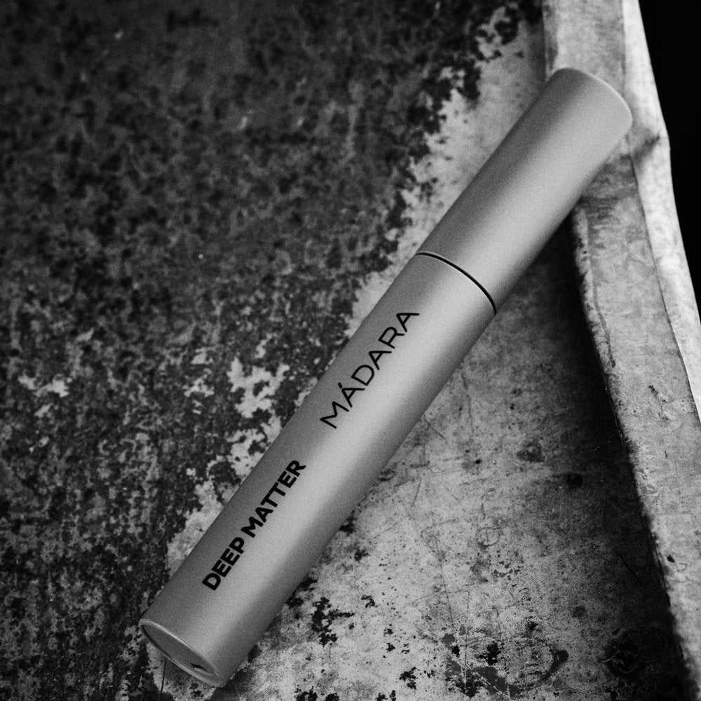 DEEP MATTER Bold Volume Mascara