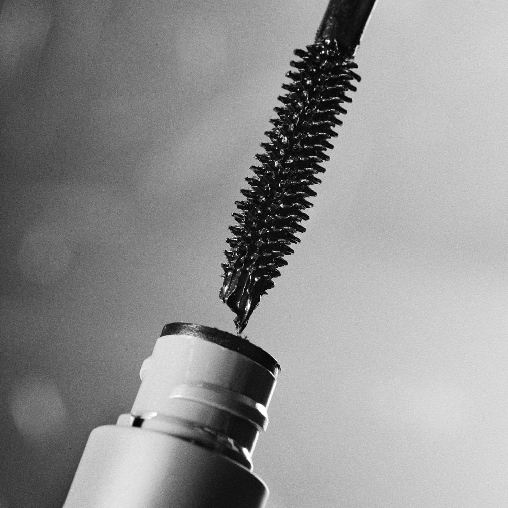 DEEP MATTER Bold Volume Mascara