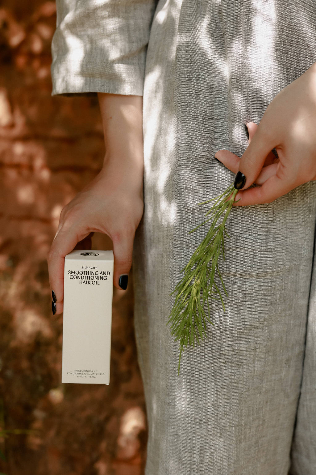 SILMACHY Cosmetics – Ulei pentru păr netezitor și hidratant – pentru păr uscat și rebel