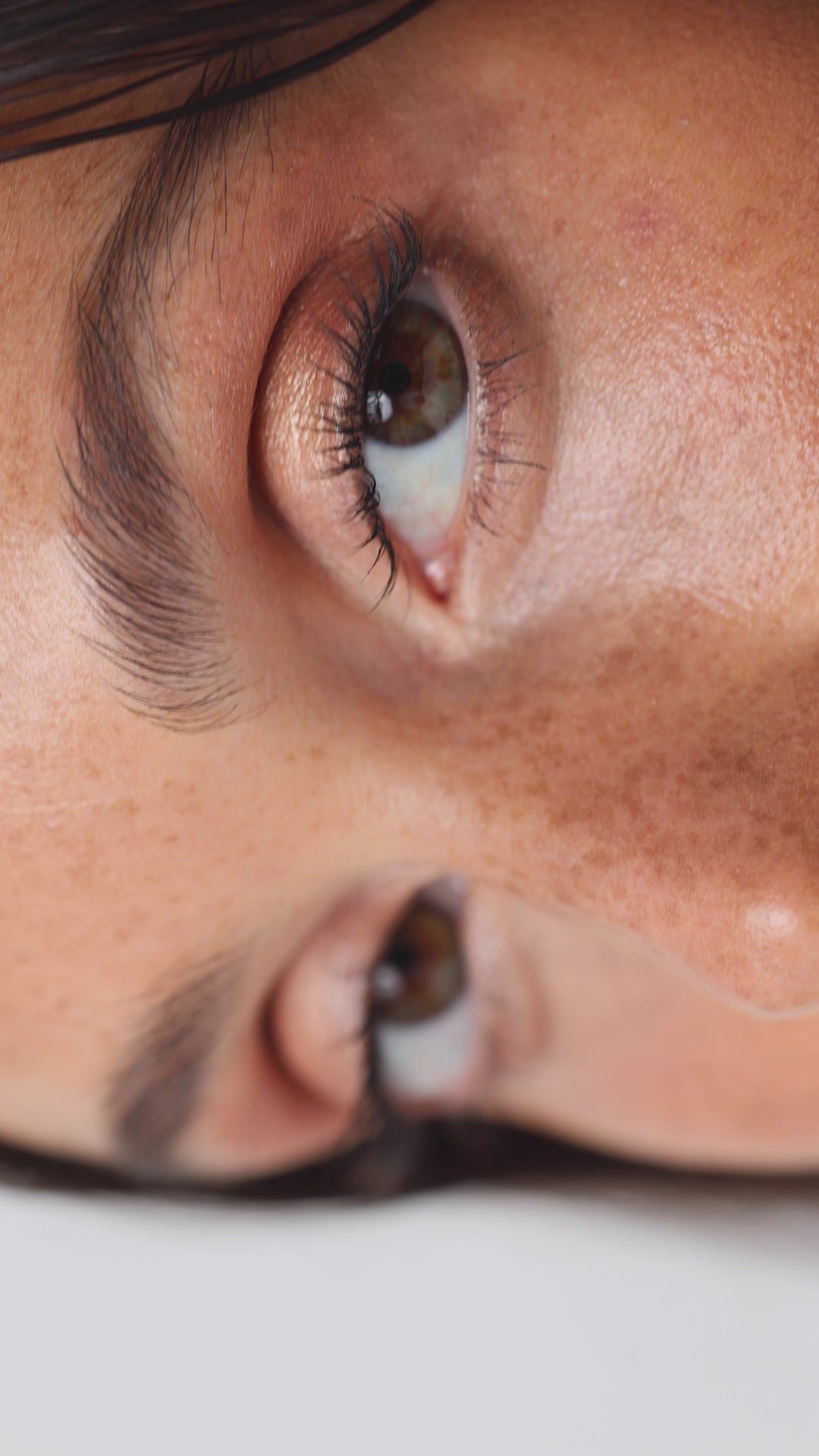 Natural almond mascara - Black